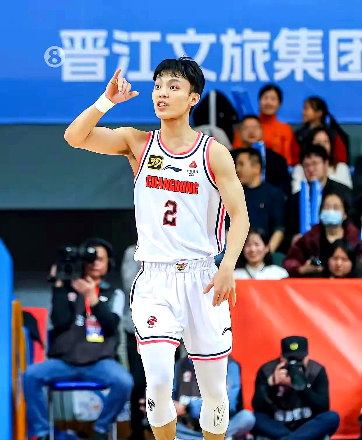 关键时刻突围战来临，广东宏远围绕NBA总决赛防线松动，信心回归，球队文化再被提及的简单介绍开云