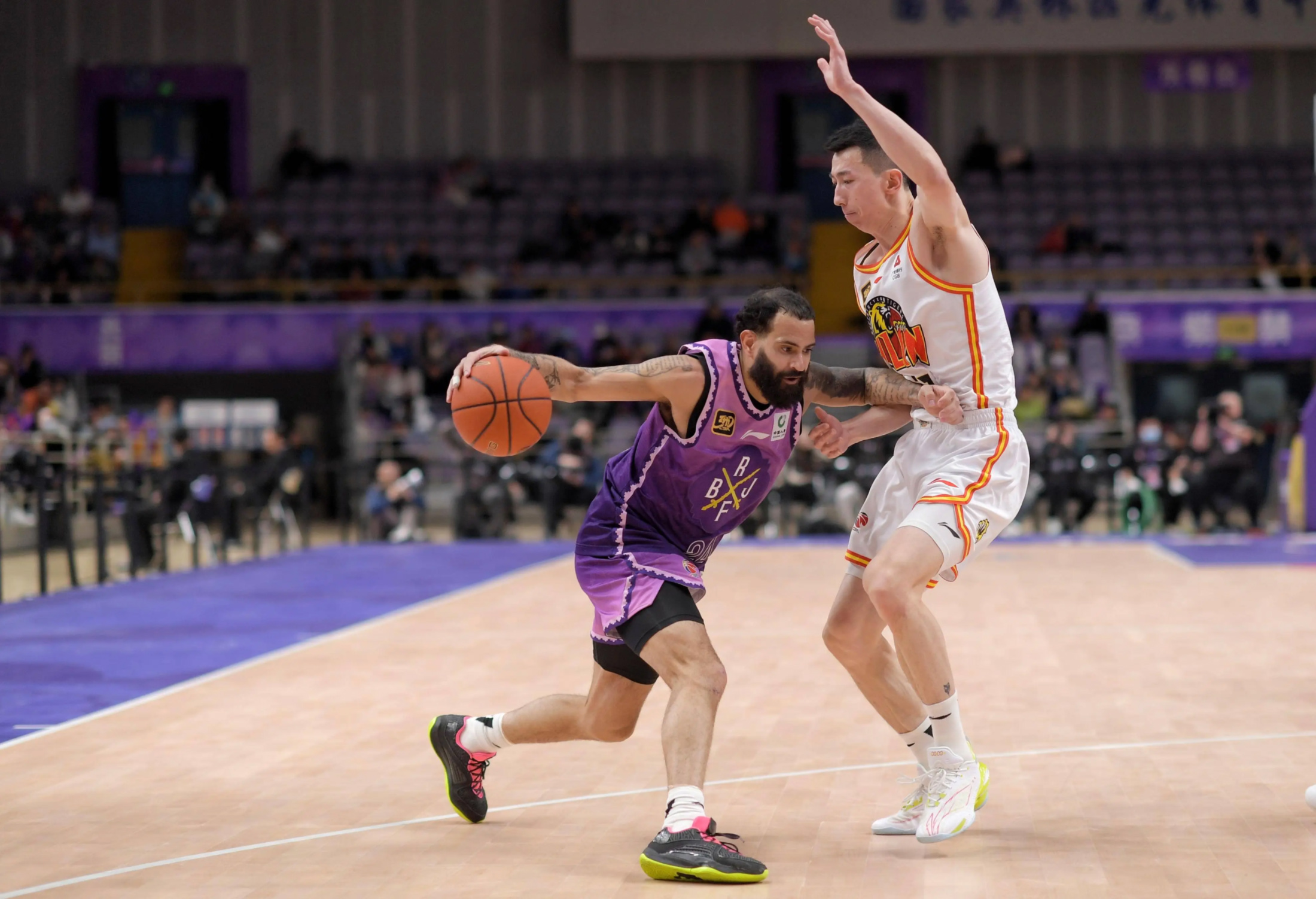 今晚CBA季后赛传出新动向，波特兰开拓者战术微调，管理层表态——压力陡增，训练强度明显提升的简单介绍